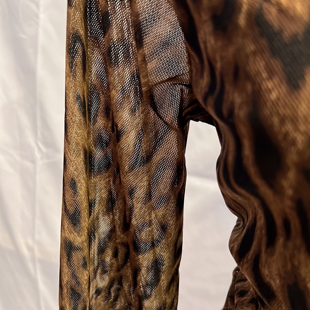 Chaps Mesh Leopard Wrap Bust Top 1X - Picture 3 of 8